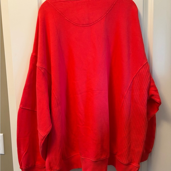 NWT Aerie Tres Chic Sweatshirt in Bright Red size XL - Picture 4 of 5